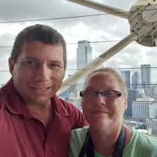 What taxidermists would you recommend for mounting a replica of a Bull Red?