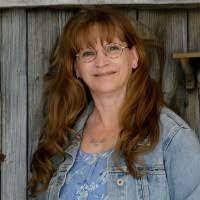 Pamela Thaxton's Instagram, Twitter & Facebook