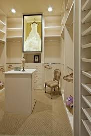 Nach Der Hochzeit Was Tun Mit Dem Brautkleid Crazy Love Weddings Events Alternative Hochzeitsplanung Ankleide Zimmer Ankleidezimmer Schrank Zimmer
