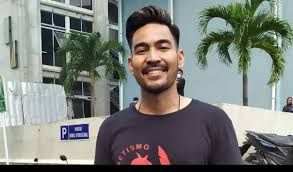 Except at night, when strange dreams of spiders haunt her sleep and. Robby Purba Beri Semangat Ke Ayu Ting Ting Netizen Kawinin Tuh Bang