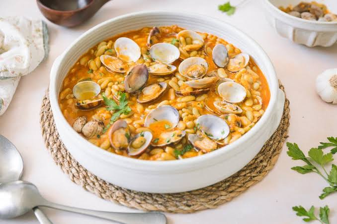 Verdina Beans with Clams