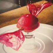Recette De Benoit Charvet Delicieux Bonbon Aux Pralines Roses Parfait Glace Au Yaourt Parfait Glace Gastronomie Praline Rose