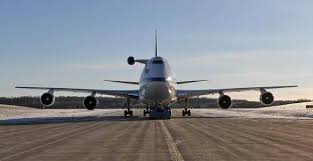 Flying on honeywell aerospace's boeing 757 testbed aircraft. 747sp Pratt And Whitney Canada Engine Testbed Aircraft Under Tow Montreal Science And Nature Pratt Aviation