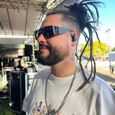 Tales Mello De Polli added a new photo.