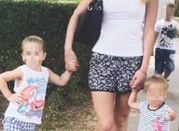 A ragamoffin 2 és a a tűz mindig tombol dalokból. Hatalmas Bejelentest Tett L L Junior Bumm Sk
