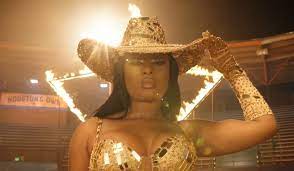 Tracklist On Twitter Ela Entregou Tudo Megan Thee Stallion Fez Uma Performance Impecavel No Applemusicawards2020 Https T Co Kaxssmyaky Twitter