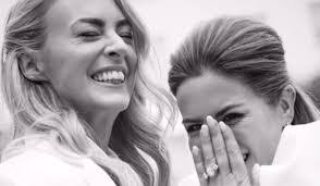 Jill Deering's Instagram, Twitter & Facebook