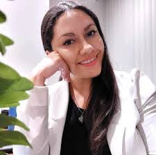 Diana Rivas's Instagram, Twitter & Facebook