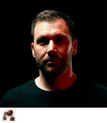 JORGE CAFRUNE (1937-1978) El 8 de agosto de 1937 nació en El Sunchal,  provincia de Jujuy, el cantautor y guitarrista argentino Jorge Cafrune.  Apodado 'el Turco', fue uno de los cantantes folclóricos