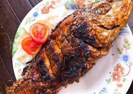 Daging kakap fillet•tepung bumbu•tepung terigu•air secukupnya (dingin lebih baik)•minyak goreng•cabe rawit / sesuai selera•sereh besar•daun jeruk. Ikan Kakap Bakar Rasanya