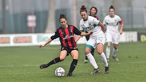Suso (milan) un tiro di sinistro da fuori area palla indirizzata nell'angolino in basso a sinistra in seguito a un calcio da fermo. Highlights Ac Milan V Sassuolo Women S Serie A 2020 21 The Highlights Ac Milan