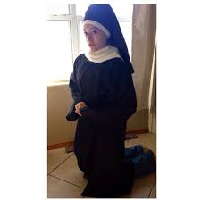Diy 5 Min Nun Costume For A Modesty Class Graduation Gown Black Tie For Waste White Headband Scrap Black Material And Graduation Gown Nun Costume Fashion