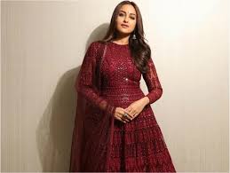 Exclusive They Don T Make Women Like Satya Anymore Says Sonakshi Sinha On Her Role In Kalank Sonakshi sinha gained popularity and caught the limelight with quite a breeze because of two major reasons, first being the daughter it never really bothered the actress as a child because her weight loss motivation didn't come from within. if it hadn't been for her inner provocation she would not. satya anymore says sonakshi sinha