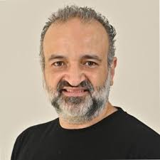 רוצים להגיע רחוק יותר בקריירה שלכם? תעבדו אחורה. אחת הטעויות הכי נפוצות של  אנשים מוכשרים היא לחפש את הצעד הבא… במקום לחשוב על התחנה שהם באמת רוצים  להגיע אליה. קריירה חזקה לא