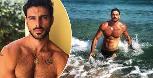 Guarda e scarica gratis tutti i 365 dni guarda 365 giorni (2020) streaming in italiano completamente gratis su eurostreaming. 365 Giorni Streaming