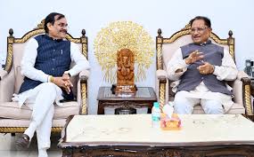 आज रायपुर, छतीसगढ़ में मुख्यमंत्री निवास पर माननीय मुख्यमंत्री श्री विष्णु  देव साय से सौजन्य भेंट की। इस अवसर पर हरभूमि के प्रधान संपादक ...