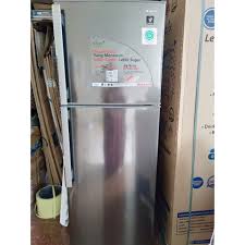 Salah satunya adalah daya listriknya. Harga Kulkas Sharp 2 Pintu Terbaik Juli 2021 Shopee Indonesia