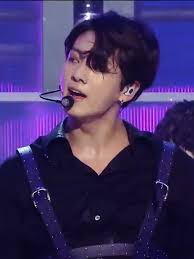 BTS 'Fake Love' 5 of 5 Here is the last in the series for BTS's 'Fake  Love'. Despite the synchronized nature of the choreography, each member has  an opportunity to showcase their individual style and ...