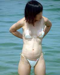 Bikini erotic images] www to reach the bikini when aimed at erotic amateur  in the sea - Hentai Cosplay