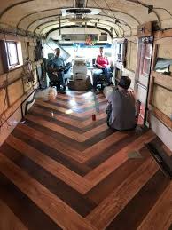 Skoolie Floor Bus Wohn Umgebauter Bus Schulbushaus