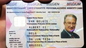 Lors du lancement de la carte nationale d'identité électronique belge. Les Faussaires Utilisent De Plus En Plus Des Documents D Identite Belges