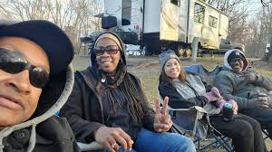 Chloe is enjoyin the RV Life. With Dave Oliver