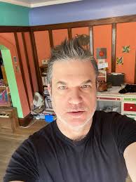 Without being biased, who do you think was the all-around better  quarterback, Steve Young or Brett Favre?