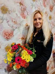 Plan the perfect trip to carnforth. About Designer Flowers By Lisa