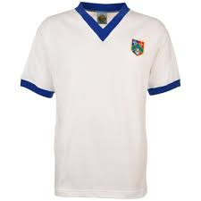 Carrying the new shirt sponsor football index, the home shirt sees a return to very traditional, solid, blue and white hoops and is made from one of erreà's most advanced fabrics, which offers maximum wicking and evaporation technology, for great comfort. Qpr 1950s Retro Football Shirt Toffs1198 Uksoccershop