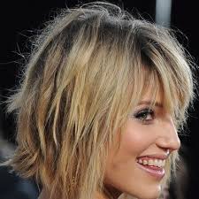 Tradizionalmente, il french bob anni venti si abbina a una piega capelli liscia. Caschetto Scalato Il Taglio Corto Piu Cool In Tutte Le Sue Versioni