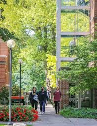 2021-22 Goshen College Annual Report by Goshen College