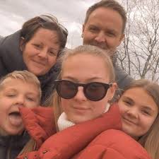 Lloyd Groom is fundraising for Cransley Hospice