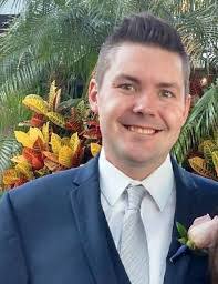 Andrew Bays's Instagram, Twitter & Facebook