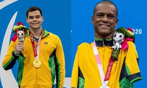 Edson quando nós tentamos ensinar nossas crianças tudo sobre a vida, elas nos ensinam que são tudo em nossas vidas😍 Hyk24wnlfsu8km