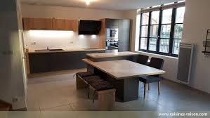 Cuisine En U Stratifie Clair Cuisine Contemporaine Agencement Cuisine Amenagement Cuisine Ouverte