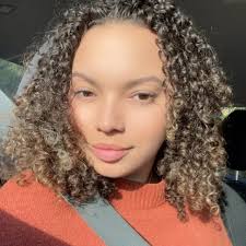 Simone Bailey (@simonebbygirl) • Instagram photos and videos