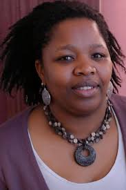 Can you edit two photos together?