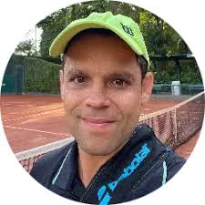 Jogos de Eduardo De Almeida Carneiro Filho