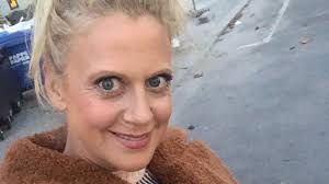 Barbara schöneberger hat im frühling am 5. Barbara Schoneberger Promiflash De