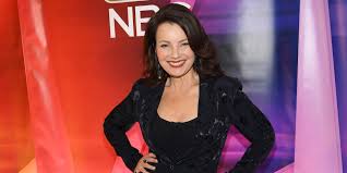 Retrouvez tous les épisodes de la saison 1 de la série tv une nounou d'enfer ainsi que les news, personnages, photos et indiscrétions de tournage. Une Nounou D Enfer Les Acteurs Annoncent Une Surprise Pour Les Fans De La Serie