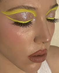 Zoe Chase (dancesingzoe)