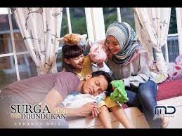 Pernikahan yang kemudian terwujud mendatangkan kebahagiaan lain dengan hadirnya nadia(buah cinta keduanya). Surga Yang Tak Dirindukan Subtitles Subtitledb Org