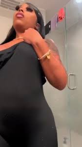 Ebony Nip Slips - Porn Videos & Photos - EroMe