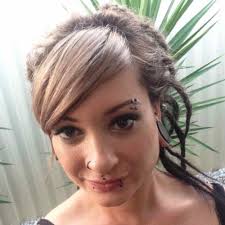 Последние твиты от dread hairstyles (@dreadhairstyle). Dreadlock Styles Dreadlocks Female 20 Loc Hairstyles On Women