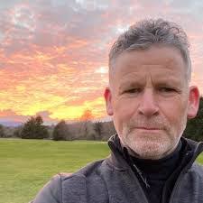 Karl Hayes's Instagram, Twitter & Facebook