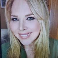 Lorie Mcdonald's Instagram, Twitter & Facebook