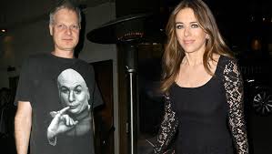 Die behörden gehen derzeit von selbstmord aus. Corona Depression Schock Tod Von Liz Hurleys Millionar Ex Steve Bing Krone At