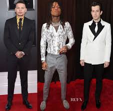 Lady gaga has worn some of her more outrageous outfits to the grammys. Shawn Mendes Red Carpet Fashion Awards
