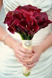 Fortunately, beautiful calla lily bouquets are easy to fashion yourself. E1783452c35c833e8de19b34e2a40922 Jpg 402 604 Pixels Lily Bouquet Wedding Calla Lily Bouquet Wedding Calla Lily Wedding