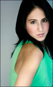 Molly Pope's Instagram, Twitter & Facebook